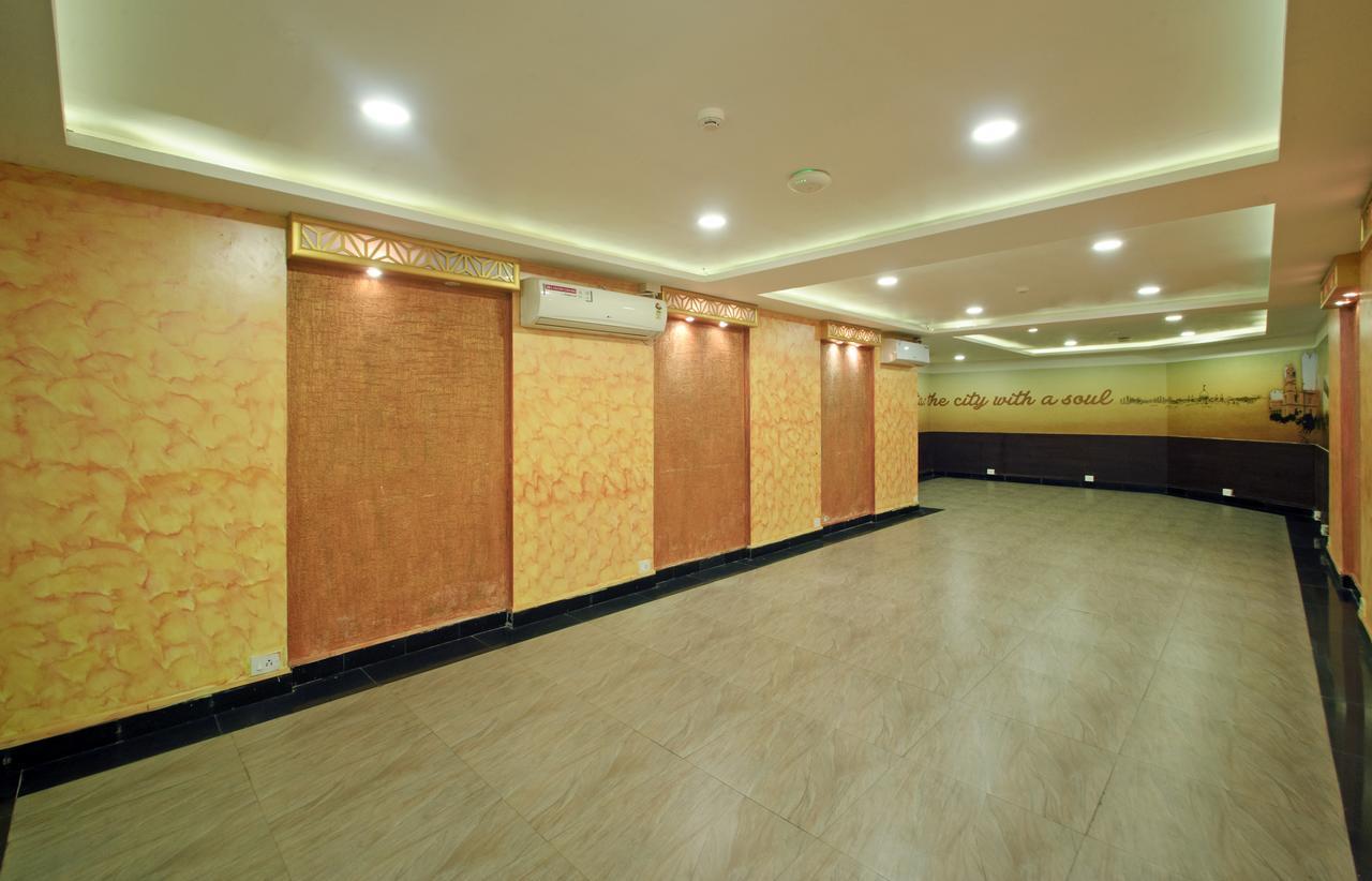 Oyo 8504 Namans Inn Kolkata Ngoại thất bức ảnh